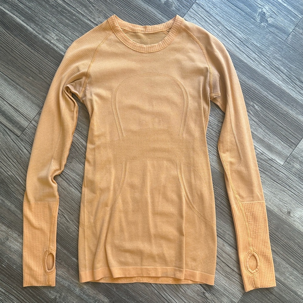 Lululemon Swiftly Tech Tee